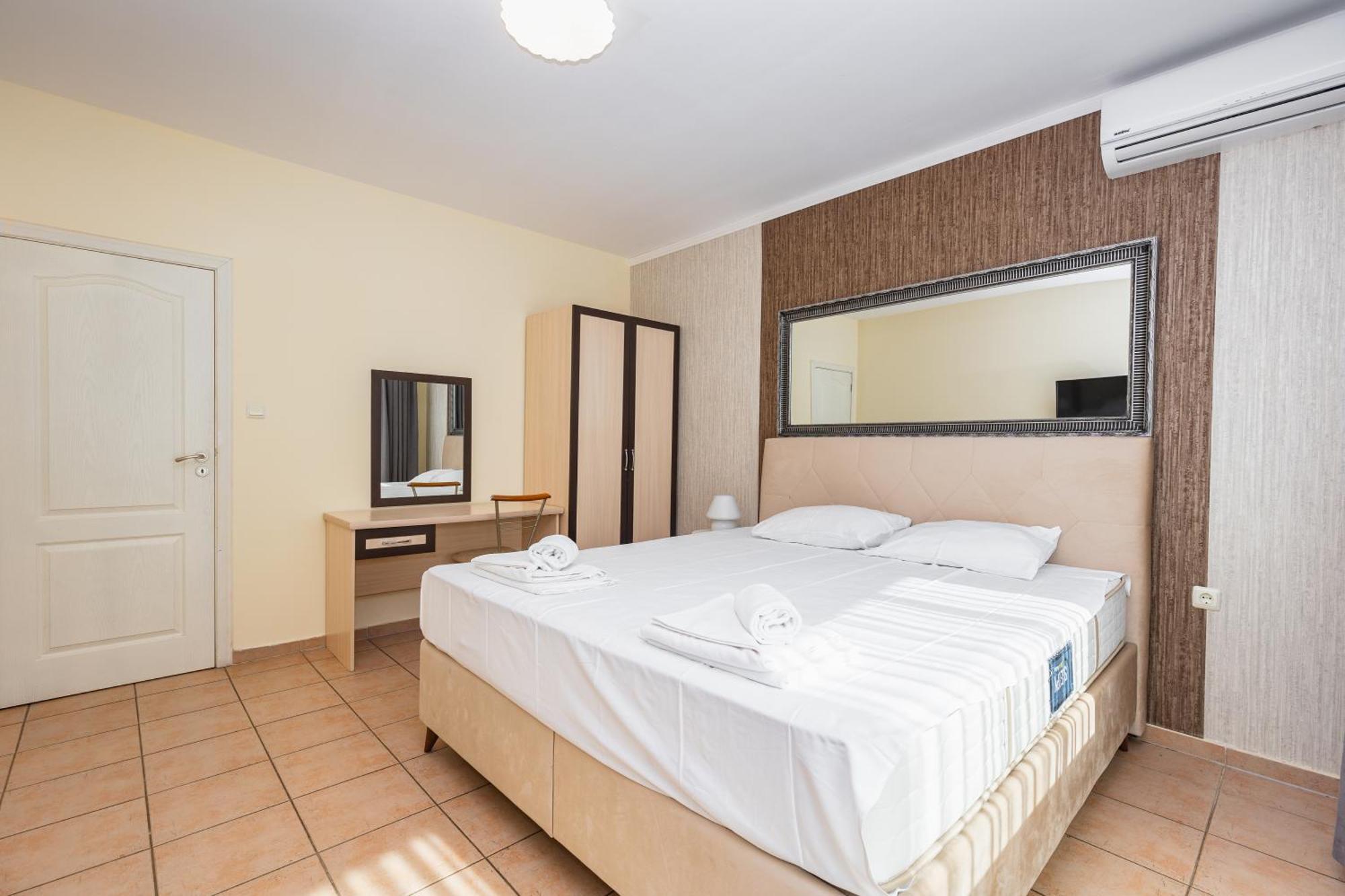 Favorit Aparthotel Slantchev Briag Extérieur photo