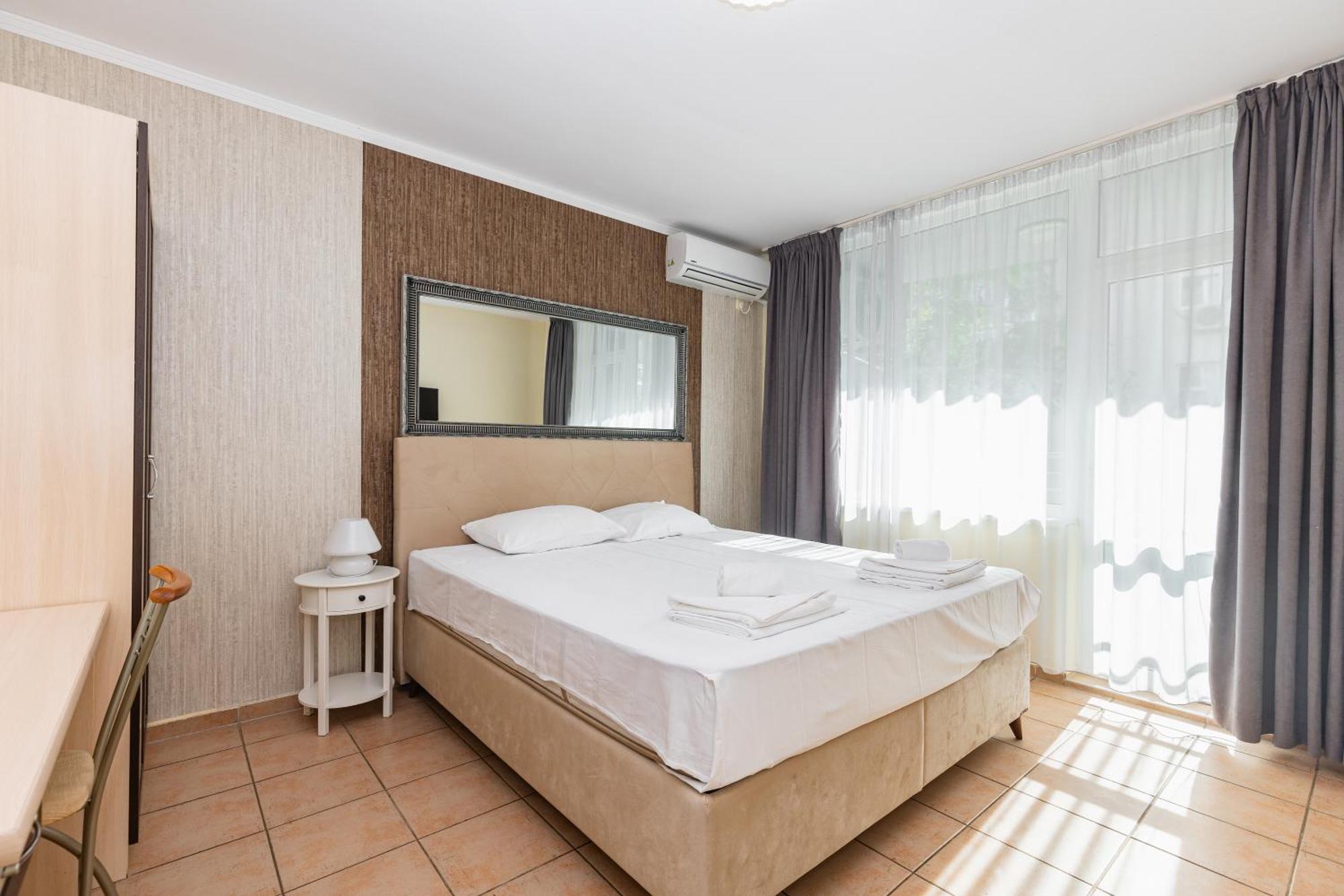 Favorit Aparthotel Slantchev Briag Extérieur photo
